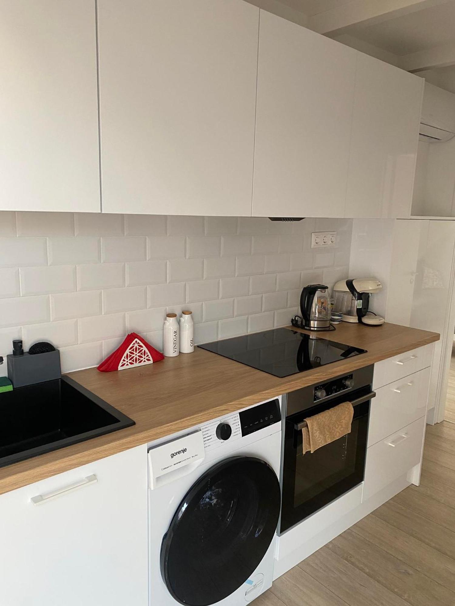 R77 Apartment Downtown - Penthouse Budapest Extérieur photo