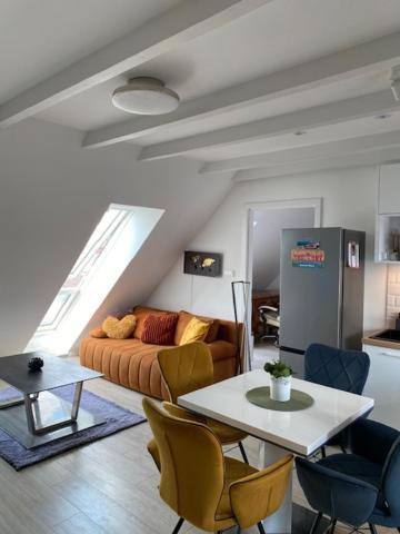 R77 Apartment Downtown - Penthouse Budapest Extérieur photo