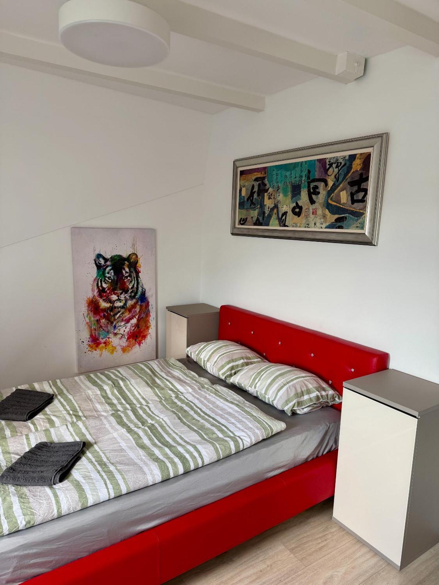 R77 Apartment Downtown - Penthouse Budapest Extérieur photo